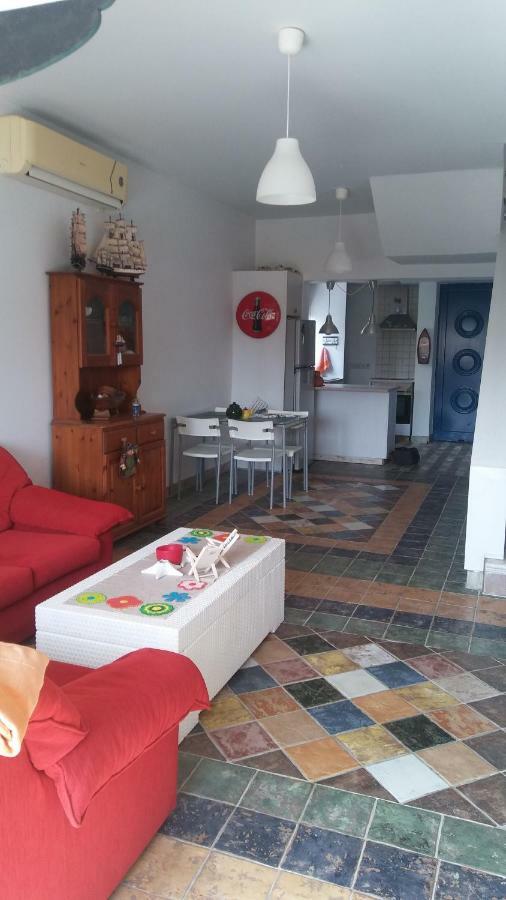 Il Mare Villa Larnaca Luaran gambar